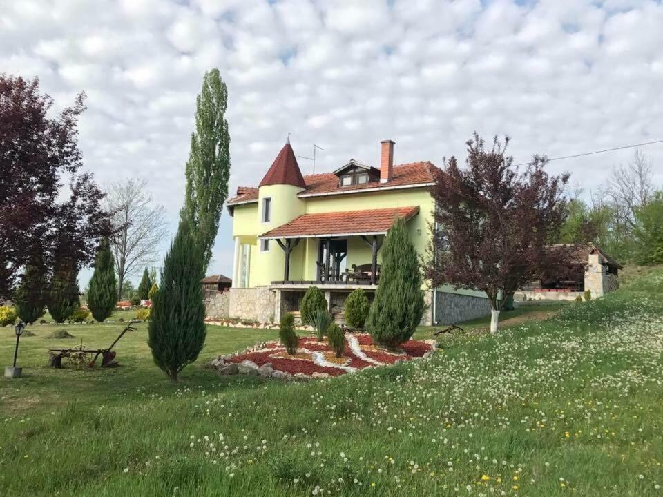 Holiday Home Rodjak Sa Sela Mionica Extérieur photo